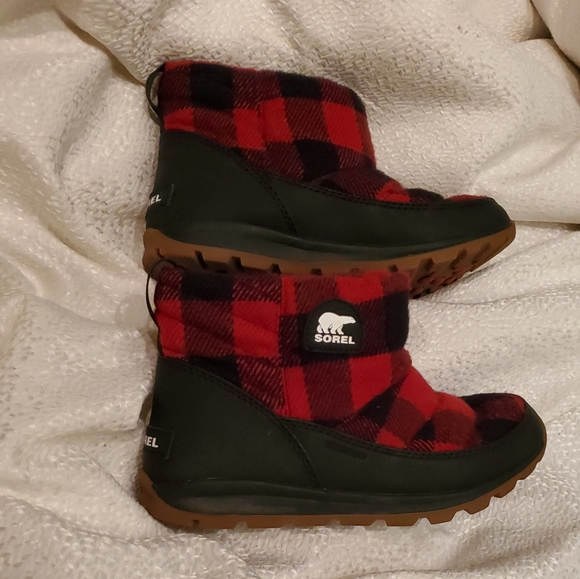sorel red plaid boots